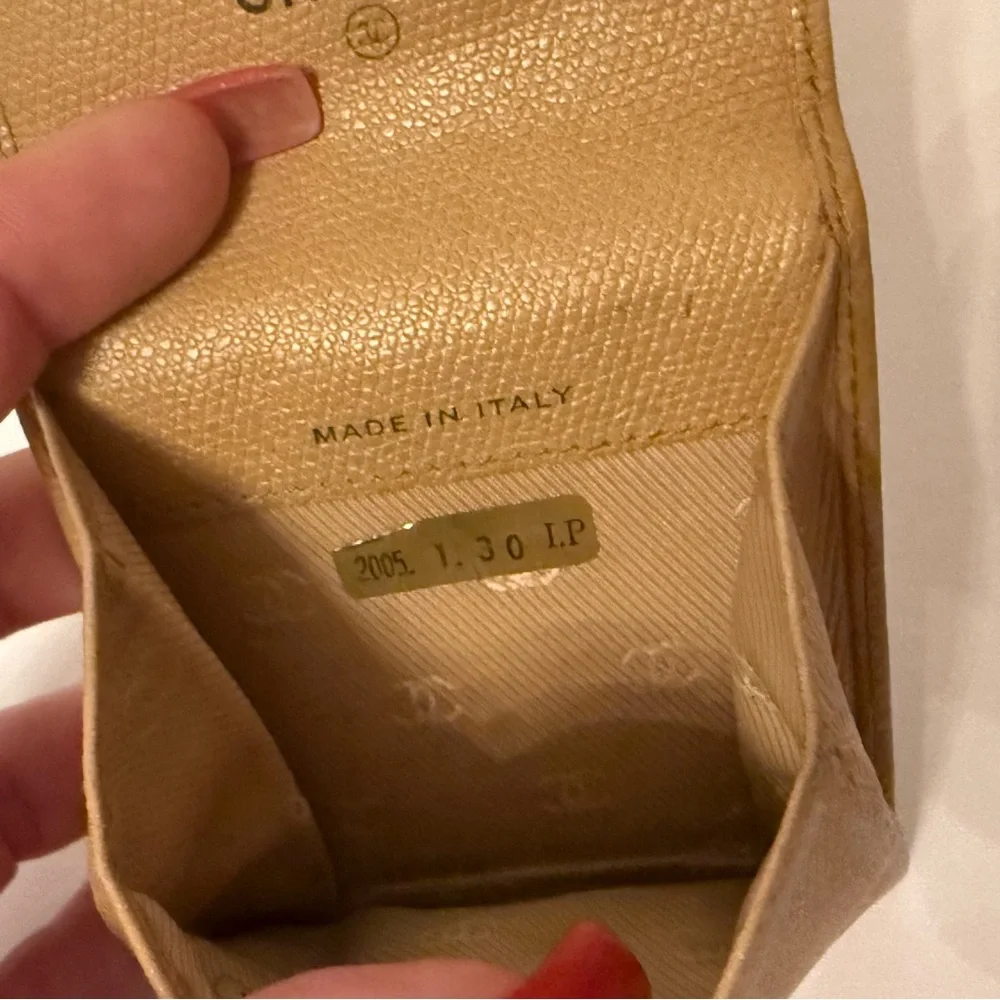 CHANEL COIN CASE WALLET TAN CALFSKIN LEATHER GOLD TONE COCO SNAP AUTHENTIC CARD - Picture 8 of 15